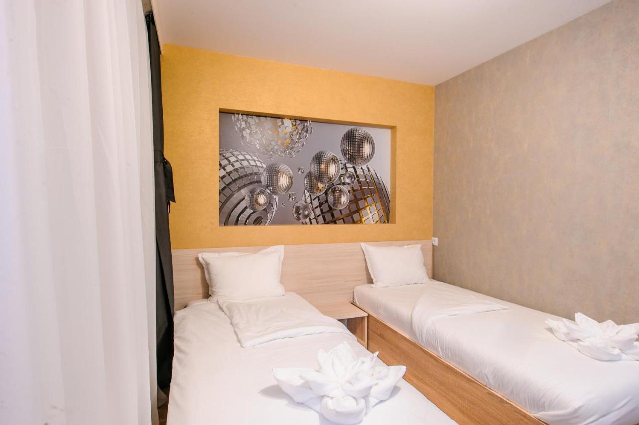 Пиргуля Hotel Miladinovtsi ภายนอก รูปภาพ